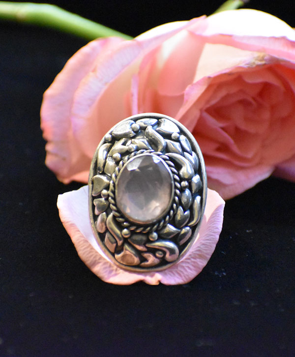Chandrika Glow Ring