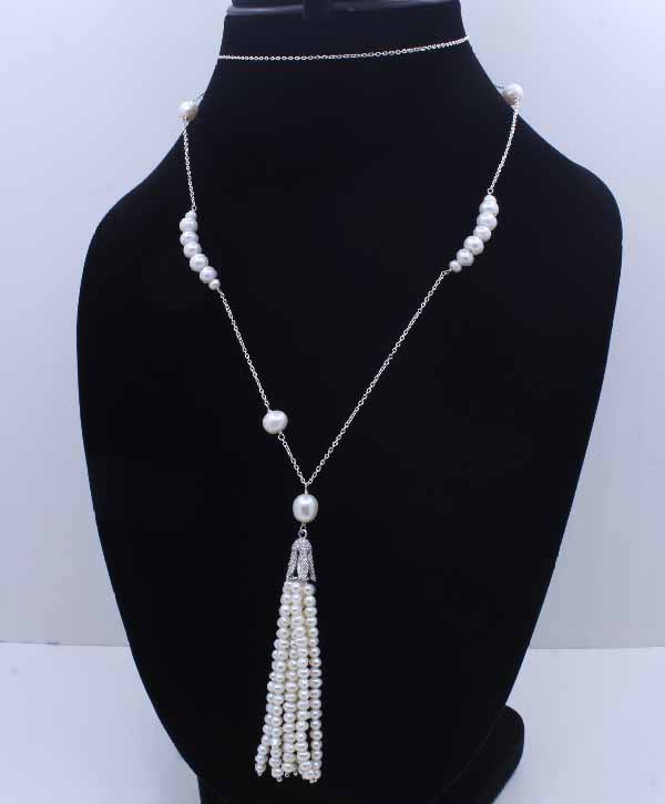 Noor Tassels