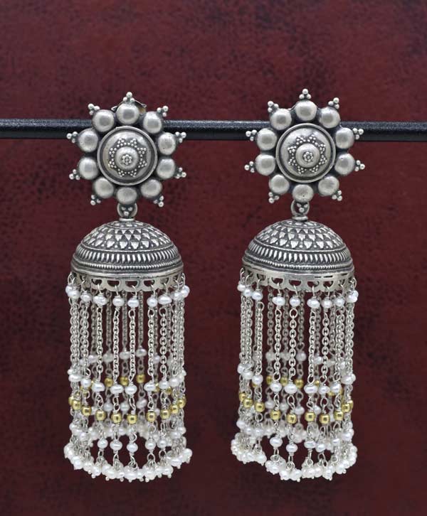 Noor-E-Nazakat Jhumkas