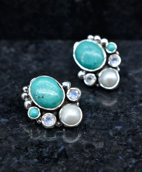 Pearl Lagoon Studs