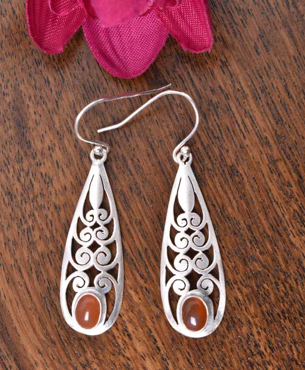 Crimson Filigree Drops