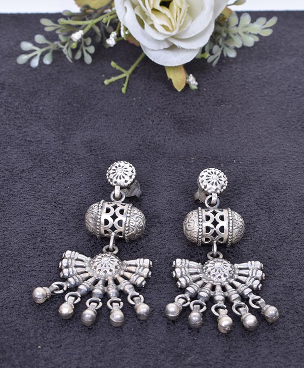 Vibe Earrings