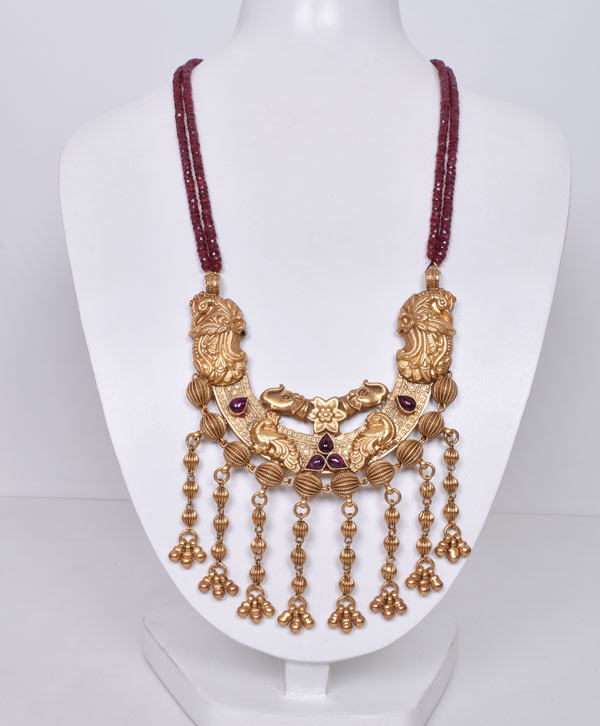 Sharvika Necklace