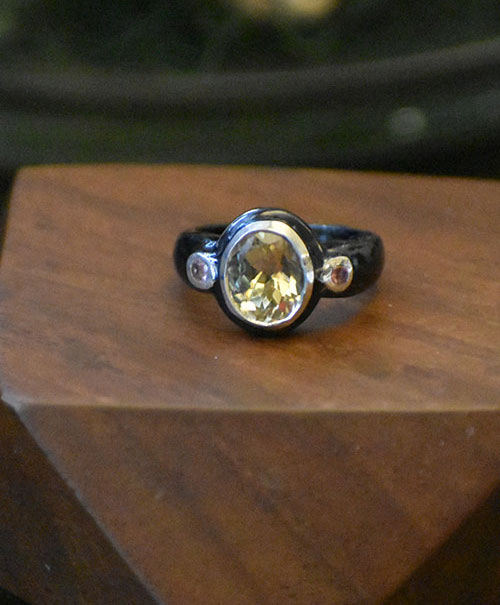 Citrine Noir