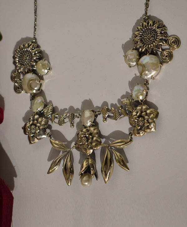 Pearl Necklace - Platear