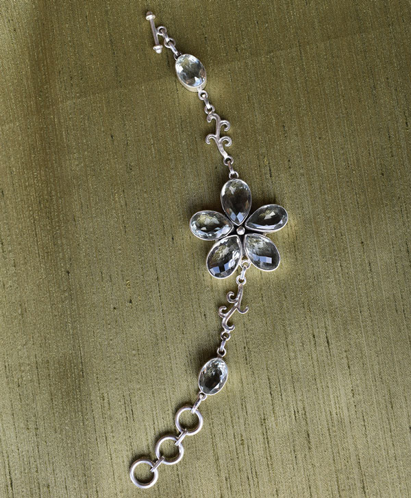 Green Amethyst Flower Bracelet - Platear