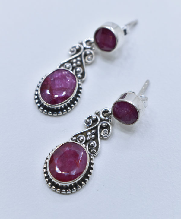 Ruby & Silver Earrings - Platear