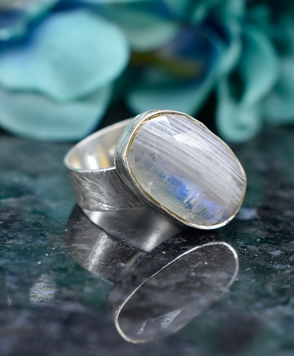 Amazon.com: Rainbow Moonstone Ring, 925 Sterling Silver, Antique Ring,  Elegant Ring, Unique Ring For Women, Attractive Jewelry, Wedding Gift, Gift  (moonstone, Size 7.5) : Handmade Products