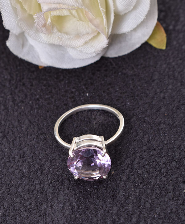 Lavender Gleam Ring