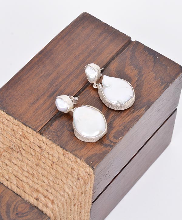 Silver Mirror earring at Rs 45/pair in New Delhi | ID: 21346505697