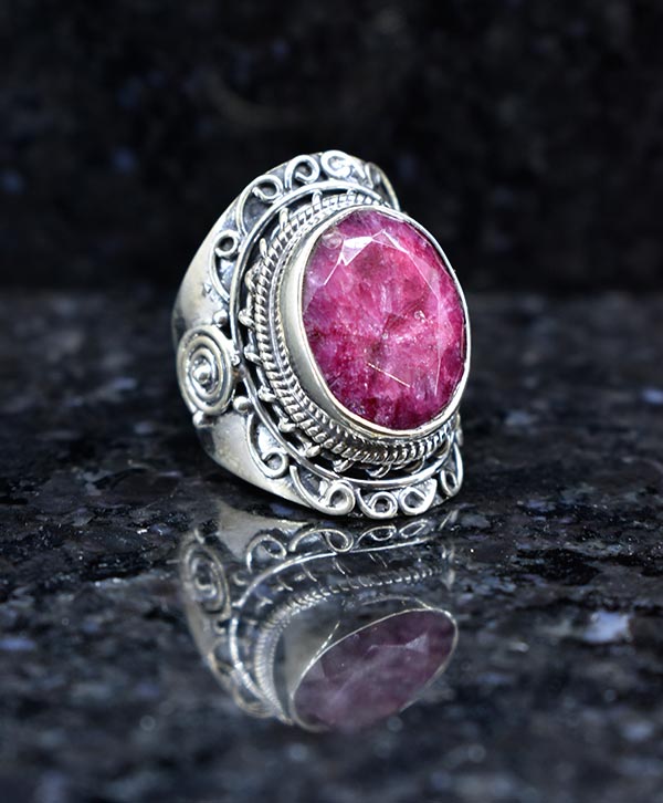 Silver & Ruby Traditional Ring - Platear