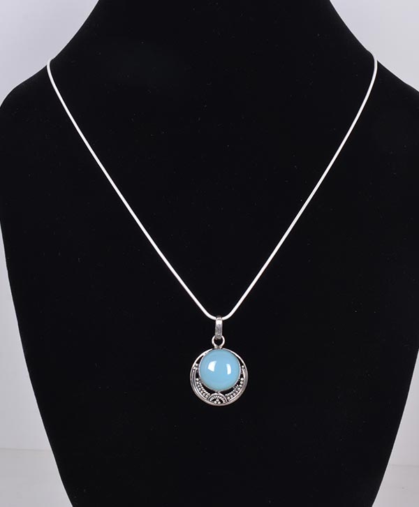 Beautiful Shape Aqua Chalcy Pendant - Platear