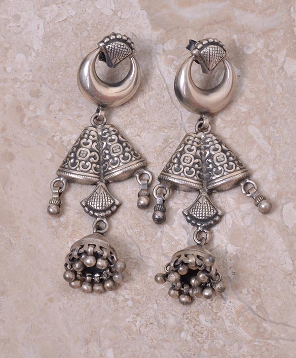 Pankh Design Traditional Earrings With Half Moon - Platear