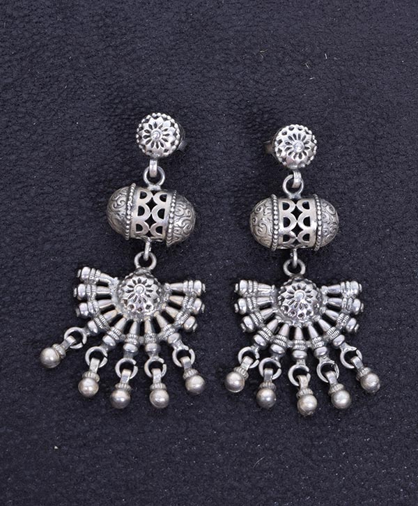 Hanging Traditional Earrings - Platear